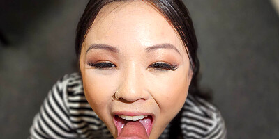Intern porn with a really kinky Asian gal