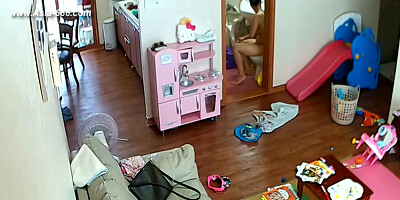 Hackers use the camera to remote monitoring of a lover's home life.545