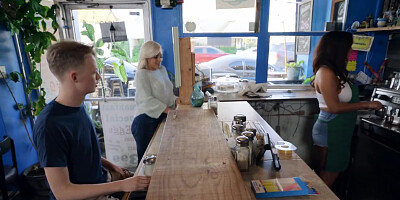 Big Titty Barista - Ashlyn Peaks