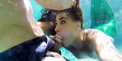 Quick Bj from a mermaid
