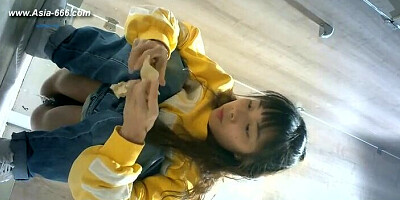 chinese girls go to ***