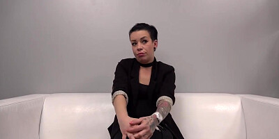 Seducing Veronika