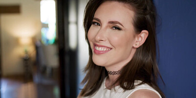 UP CLOSE - Horny Casey Calvert Goes Wild Riding Dillon Diaz's Cock Before Having Her Pussy Devoured