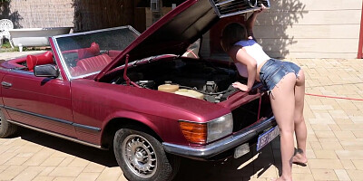 Blonde Hottie With Car Trouble Gets Slammed By Bbc Mechanic