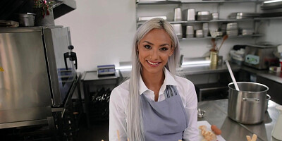 Yes Chef, Serving The Ass