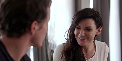 Man fucks big-boobied mature stepmother Becky Bandini