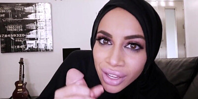 Porn video of cheating Arab wife in black hijab