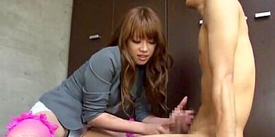 Hottest Japanese girl Azusa Maki in Crazy Stockings JAV clip