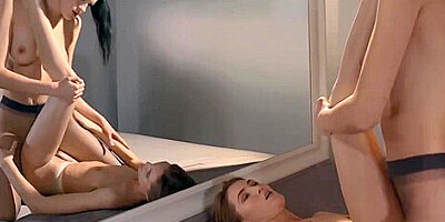 Junoesque Face Sitting Dirt - Strapless Dildo, Mia S And Mia Reese