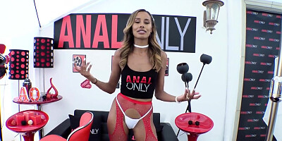 Kylies In The Mood For Anal With Kylie Le Beau