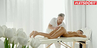 - Apolonia Lapiedra Has Her Sweet Cunt Filled On Massage Table