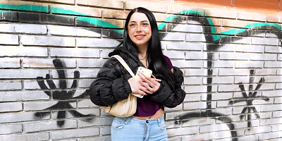 Roma Amor - Perdi La Virginidad A Los 14... A Los 23 No Se Que Es Una Polla Negra