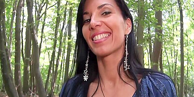 Betti, Milf Exhib, Fourre Une Bite Dans Step son Cul 15 Min - Teaser Video