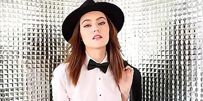 Sexy Ladies Finger Fuck & Suck Into Intense Orgasm - Freya Parker, Katrina Colt