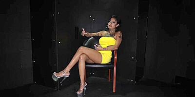 Cutesy At With Genevieve Sinn