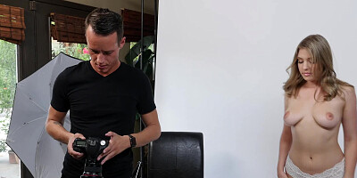 Photo studio fuck session with a brand new model