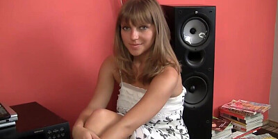 European girl loves showing off her phenomenal physique