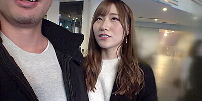エキゾチックな日本のモデルAkubi Asakaraが最高の巨乳、フェラチオのJavクリップで