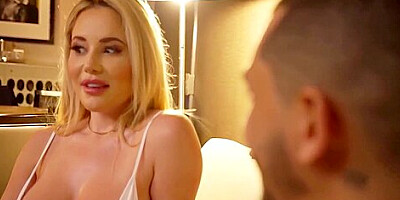 Savannah Bond Busty Aussie Savannah Bond Smothers Her Fan With Her Big Ass Full Hd - Streamvid.net