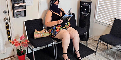 Jamdown26 - My Clinical Psychiatrist Thought It Was Better To Penetrate My Pussy With His Tongue & Cock (hijab Muslim) Doctor