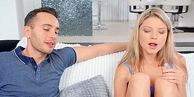 A Hung Stud Licks And Sucks A Teens 18+ Toes And Bangs With Gina Gerson