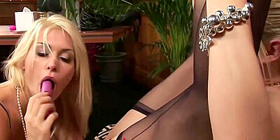 And 4k Intense Dildo 3some Fuck - Cindy Behr And Natasha Marley