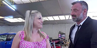 Featuring And Charlie Raes Pascal White Dirt