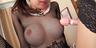 [ekdv-692] Handjob And Footjob Big-breasted Maid With Great Technique Gets Fucked In Her Thong Ass Instantly! The Enviable Daily Life With The Maid Who Loves Me Too Much. Rio Nagarekawa Scene 4