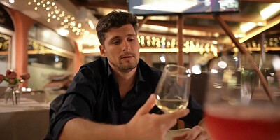 Un Amour De Fille Au Pair / A Lovely Au Pair - Shalina Devine, Kristof Cale, David Perry, Lana Roy, Totti, Linda Leclair, Josh Jo