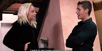 Young man has to bonk the blonde of her own free will
