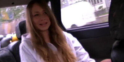 Yulia Blondy in video of a minx giving a toothless blowjob in the car