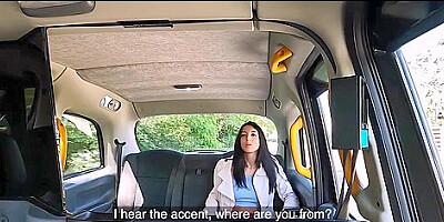 Italian Taxi Client Wants D - Victoria Nyx