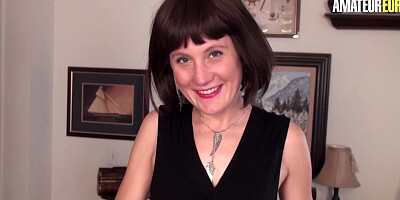 Naughty American Babe Meredith Johnson Fingering Herself On Cam - AMATEUR EURO