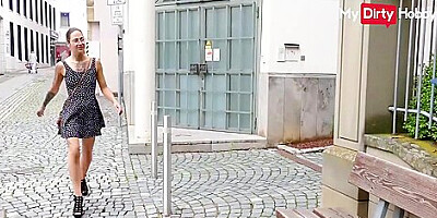 Public Bareback Hardcore Sex With Horny Tattooed Babe Curlycate - Free Porn Video