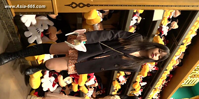 peeping chinese amateur upskirt.117