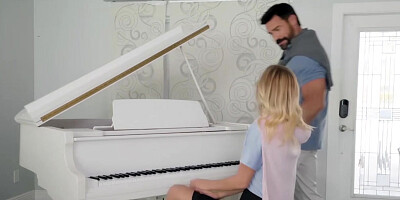 Reality Kings Sneaky Sex Charles Dera Kenzie Kai Sneaky Piano Slut