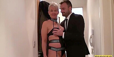 Mature British Whore Anally Drilled Hard Before Swallowing