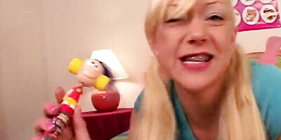 Lustful Lexy - handjob sex - Premium GFs