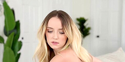 Teen 18+ Shaking Her Ass On Stepdads Dick While Stepmom Riding Stepsons Cock