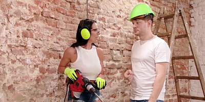 Good looking brunette hardhat fucks her new coworker