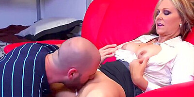 Julia Ann And Ralph Long In Spicy Julia And Ralphs Big Cock