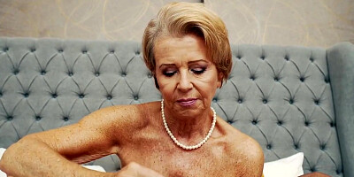 Interracial Gilf Cum Tasting Bbc Blowjob
