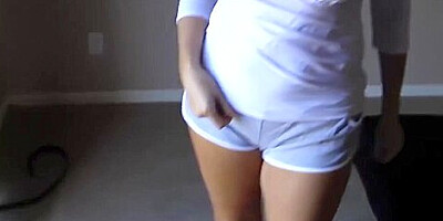 Curvy Cheex In Short Shorts Gives Hj
