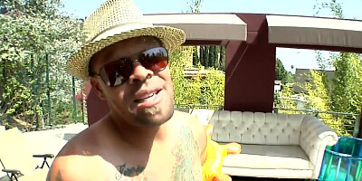 Ashli Orion is dabbing with horny Kandi Milan