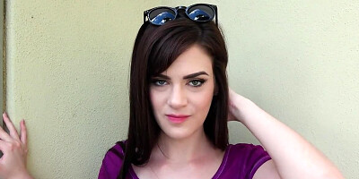 Beautiful brunette pleases a guy in a public spot