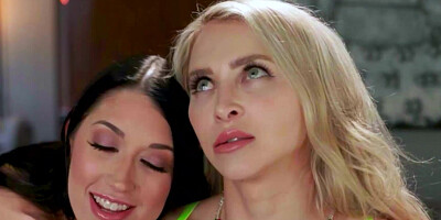 Alex Coal and Alix Lynx making sweet love in the bedroom