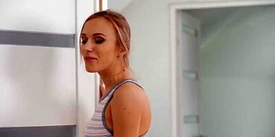 Aislin, Casey Tub For Two