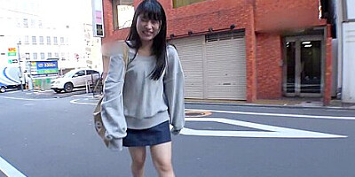 素人の美人終えさんをバックでハメまくり！パイパンボディにハードファック