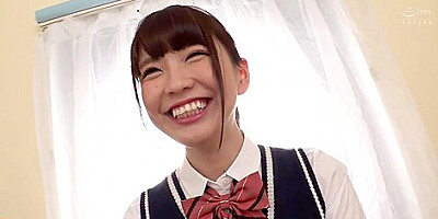 0001044 ポニテ 細身 美人などが含まれている