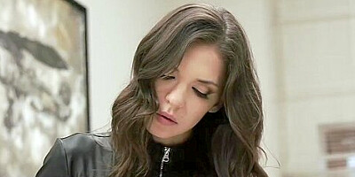 Attractive Henessy - Fetish Video